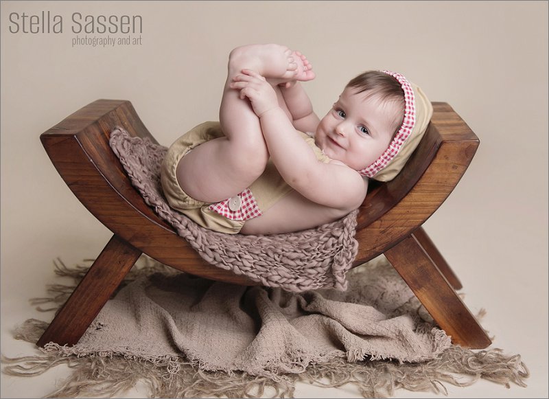 sitter photo shoot with 10 month old baby