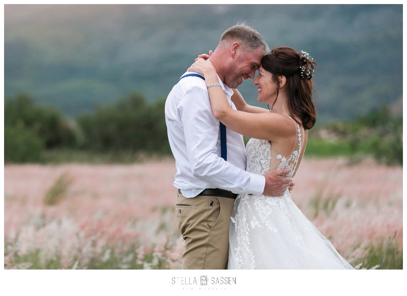 Wedding photographs that capture emotion in a beautiful setting